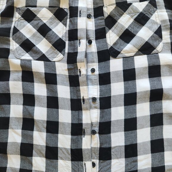🖤 Buffalo Plaid Girls Large Shirt by Arizona 🖤 - Picture 2 of 5